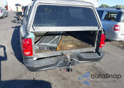 2007 Dodge Dakota Laramie z USA, uszkodzony, nr VIN 1D7HW58P37S204067